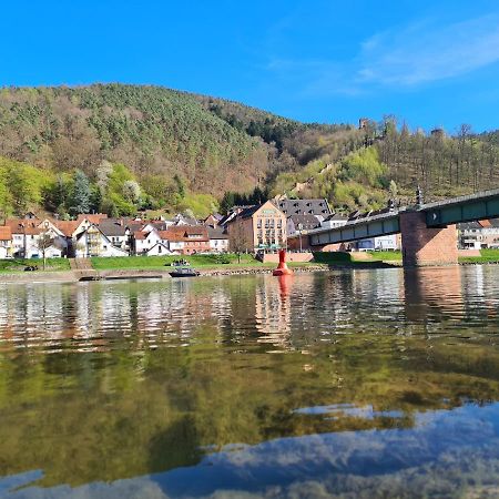 Hotel Goldenes Fass Фройденберг Экстерьер фото